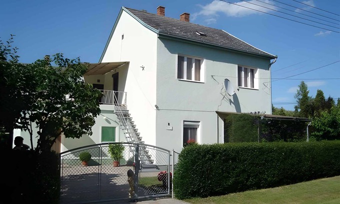 Balatonmariafurdo Apartment | Holiday apartment with large balcony, only 250 m from the beach