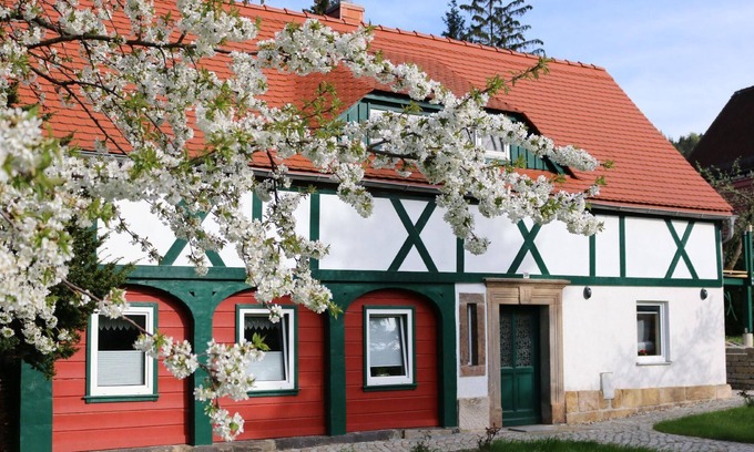 Jonsdorf Apartment | Holiday apartment Kurort Jonsdorf for 1 - 4 persons with 2 bedrooms - Holiday apartment in one or mu