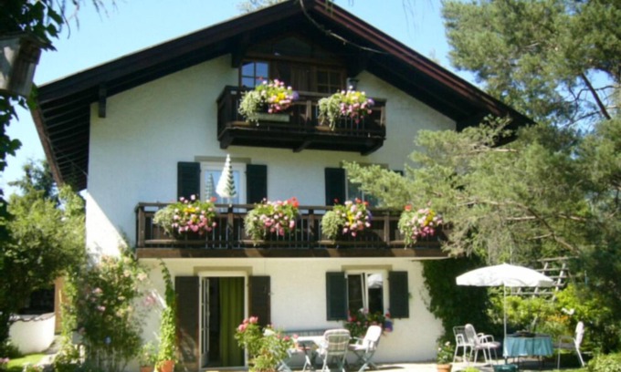 Unterammergau Apartment | Holiday apartment Unterammergau for 1 - 3 persons with 2 bedrooms - Holiday apartment