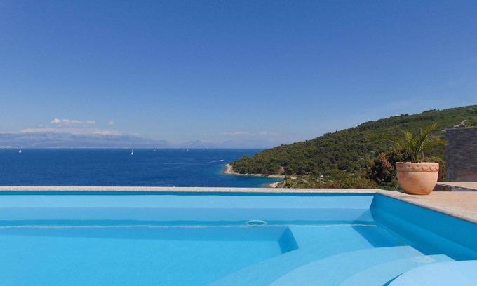 Cove Donja Krusica (Donje selo) Other | Holiday apartment Donje Selo for 1 - 6 persons with 3 bedrooms - Farmhouse