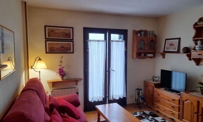 Pla de l'Ermita Apartment | Holiday apartment Caldes de Boi for 1 - 4 persons with 1 bedroom - Holiday apartment in one or multi