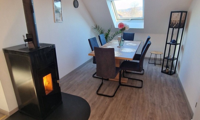 Litzendorf Apartment | Holiday Apartment "Fränkisch Wohnen Bei Mela" with Balcony & Wi-Fi