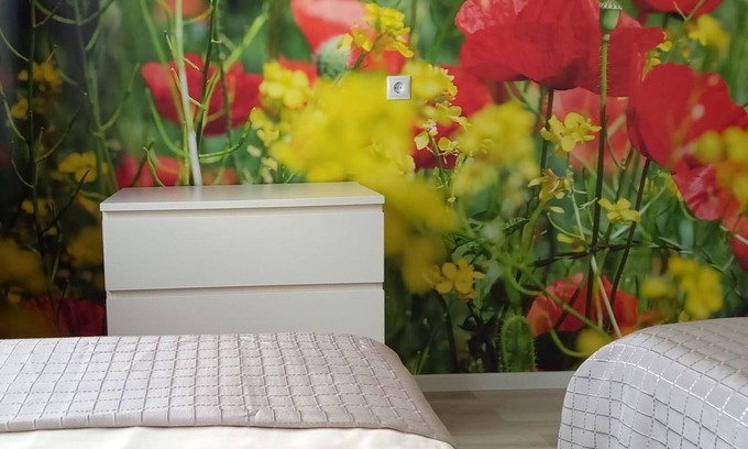 Wallersheim Apartment | Holiday Apartment 'Haus Abendsonne Hochparterre Klein' with Shared Terrace, Balcony and Wi-Fi