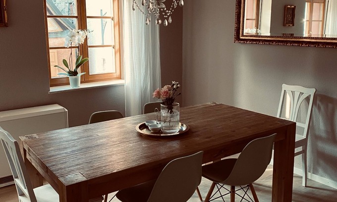 Burkheim Apartment | "Holiday apartment Kahlo"