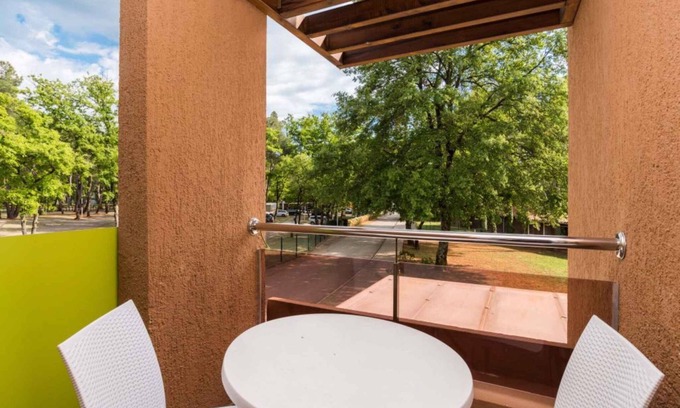 Monterol Apartment | Holiday apartment mit Pool