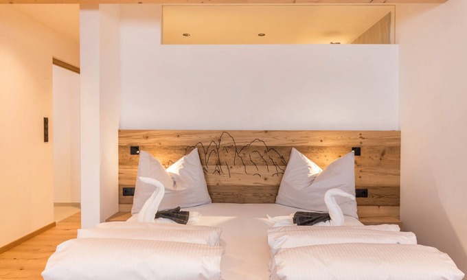 Funes Other | Holiday Apartment "Planerhof Apartment Edelweiss" with Mountain View, Shared Terrace and Wi-Fi