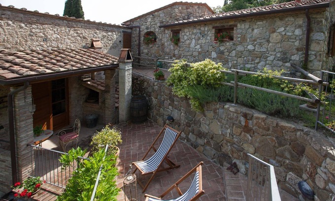 Pomaia Apartment | Holiday apartment Pomaia for 1 - 2 persons - Holiday apartment