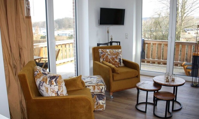 Dersau Apartment | Holiday apartment pure lake view