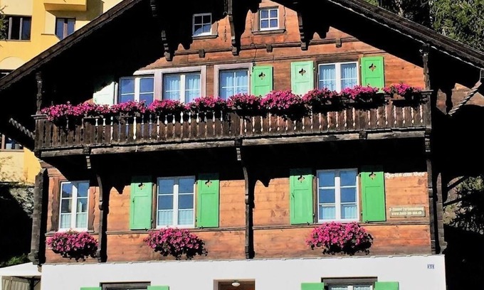St. Moritz Ski Chalet | Holiday apartment St. Moritz for 1 - 4 persons with 2 bedrooms - Holiday apartment in one or multi-f
