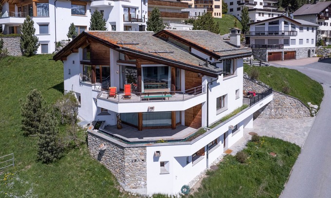 St. Moritz Ski Chalet | Holiday apartment St. Moritz for 1 - 6 persons with 3 bedrooms - Holiday house