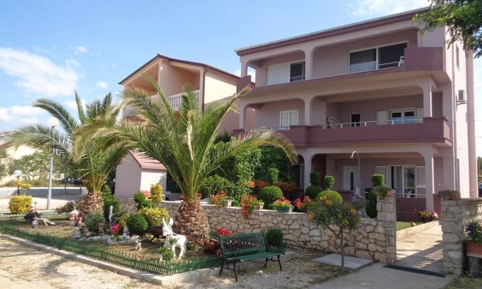 Turanj Apartment | Holiday apartment Turanj for 1 - 5 persons with 2 bedrooms - Holiday apartment