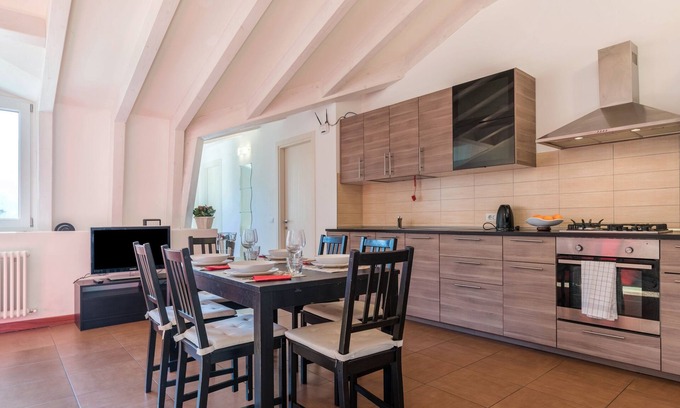 Arco Apartment | Holiday Apartment "Villa Principessa Two Bedroom" in a Historical City Palace