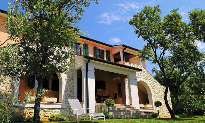 Stanisovi Apartment | Holiday apartment with air conditioning