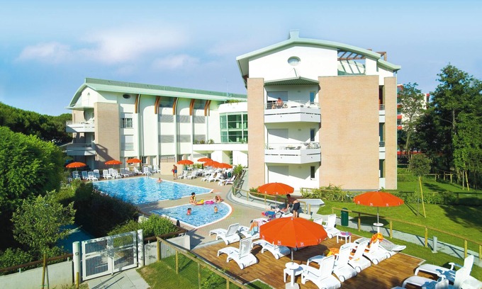 Bibione Pineda Apartment | Holiday apartment with garden and air conditioning