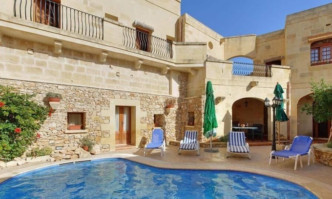 Xewkija Apartment | Holiday apartment Xewkija for 1 - 8 persons with 4 bedrooms - Holiday apartment