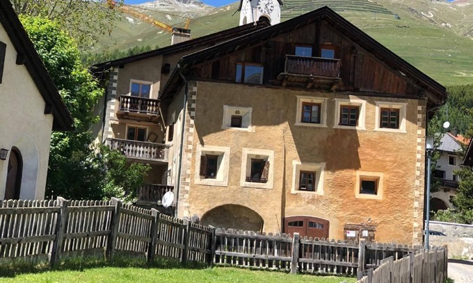 Zuoz Apartment | Holiday apartment Zuoz for 1 - 4 persons with 2 bedrooms - Holiday apartment in one or multi-family