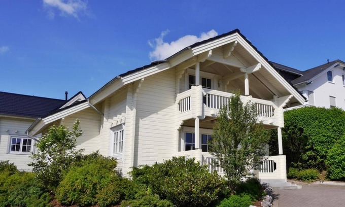 Ortsmitte House | Holiday Blockhouse* at the Sonnenlift incl. MeineCardplus