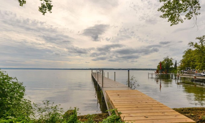 Cayuga Cottage | Holiday Cove: A Great Place for a Family Vacation!