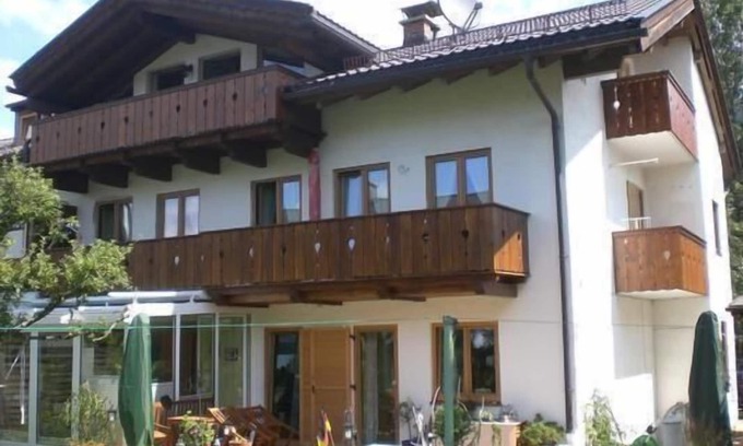 Garmisch-Partenkirchen Apartment | Holiday apartment Garmisch-Partenkirchen for 1 - 5 persons with 2 bedrooms - Holiday apartment