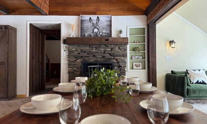 Killington House | Holiday Haus- AC, game room, near golf