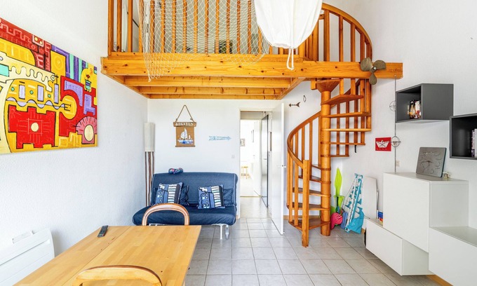 Pornic Apartment | Holiday Home 'A7' with Balcony