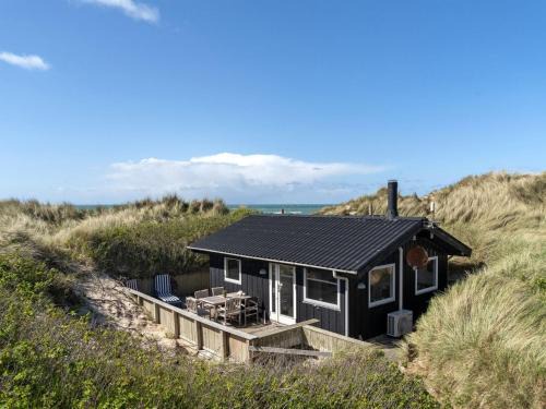 Lokken House | Holiday Home Abbie - 10m from the sea by Interhome