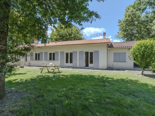 Medis House | Holiday Home Bâbord by Interhome