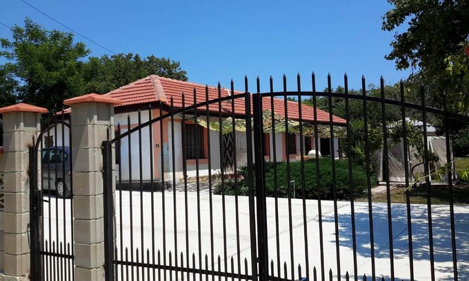 Ezerets House | Holiday home