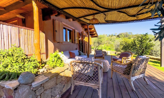 Castiadas House | Holiday Home 'Bioloco' with Sea View, Private Pool and Wi-Fi