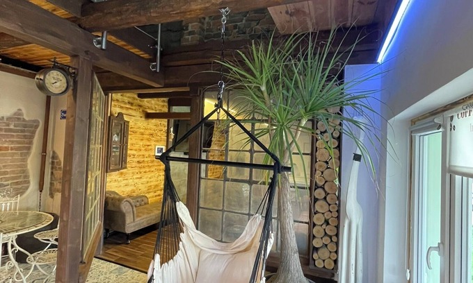 Hoyerswerda House | Holiday Home 'Buri`s Seenlandhaus' with Private Terrace, Private Garden and Wi-Fi
