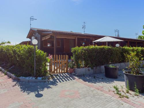 Torino di Sangro House | Holiday Home Camping Green House Village by Interhome