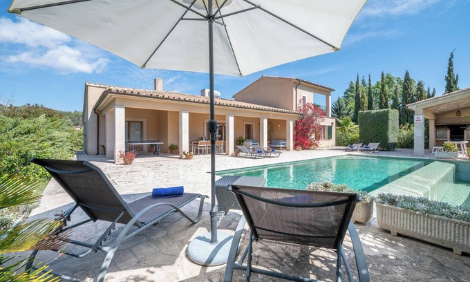 Pollensa Villa | Holiday Home "Can Mares" with Mountain View, Pool, Air Conditioning & Garden