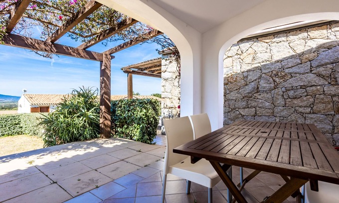 Badesi House | Holiday Home 'Casa Gio' with Sea View, Garden, Shared Pool & Wi-Fi