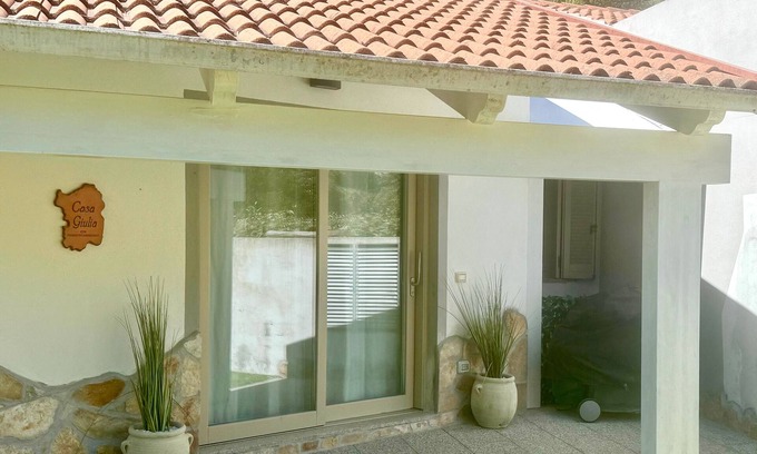 San Pietro a Mare House | Holiday Home 'Casa Guilia' with Private Terrace, Wi-Fi and Air Conditioning
