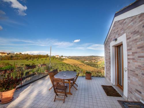 Collecorvino House | Holiday Home Casale Vincenzo by Interhome