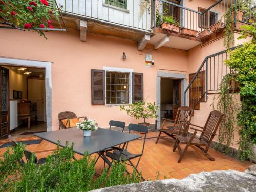 Cissano House | Holiday Home Cinzia by Interhome