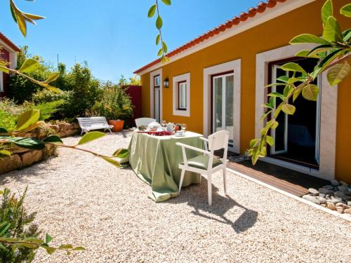 Alcobaca House | Holiday Home D'Olivia by Interhome