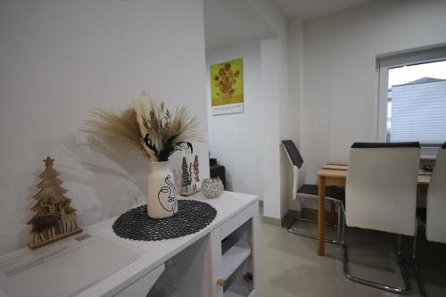 Warburg Apartment | Holiday HOME