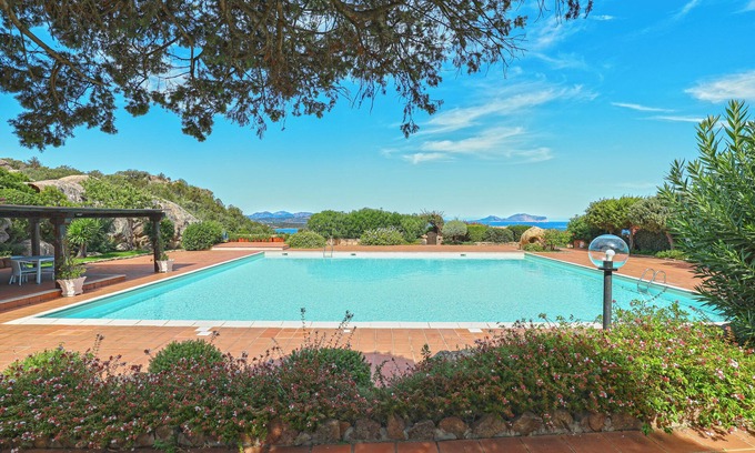 Tiriddo House | Holiday Home "Depandance con piscina" with Shared Pool & Wi-Fi