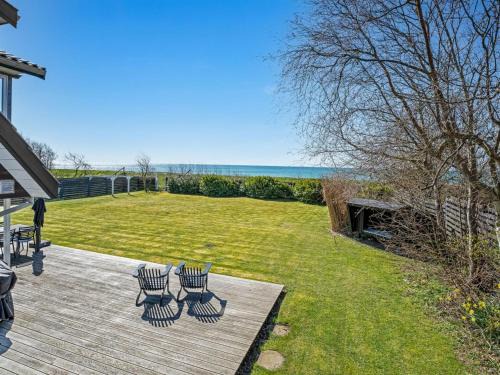 Dannemare House | Holiday Home Esme - 30m from the sea by Interhome