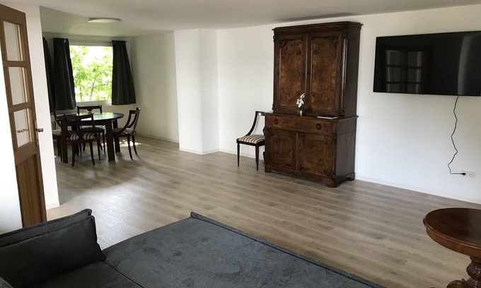 Sudstadt House | Holiday Home 'Ferien- Monteurwohnung In Nürnberg' with Wi-Fi