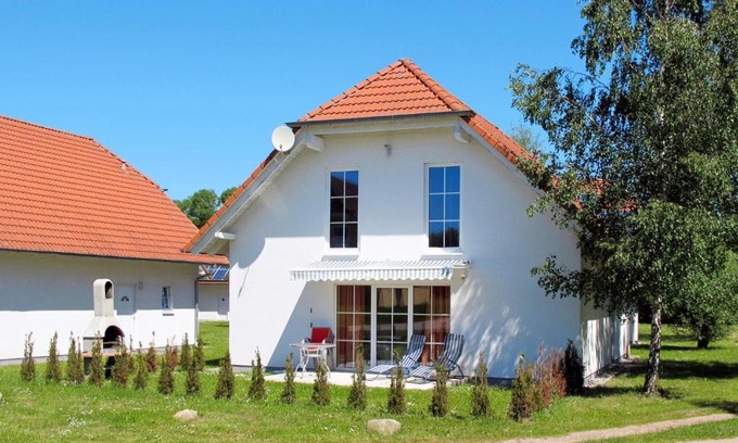Verchen House | Holiday Home Ferienpark Verchen-1 by Interhome