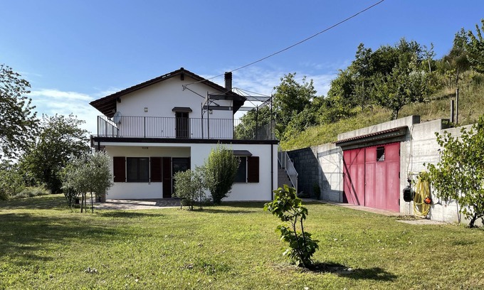 Roddino House | Holiday home for 4 people with lots of space in a top location in the Lange, Roddino