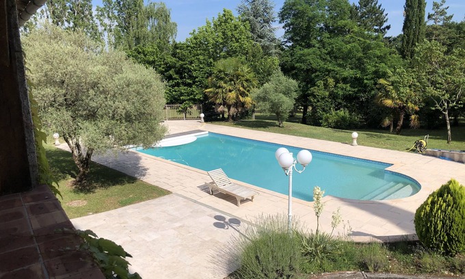 Montaigu-de-Quercy House | Holiday home In Semi-Rural Setting With Private Pool And 4 Acres Of Gardens