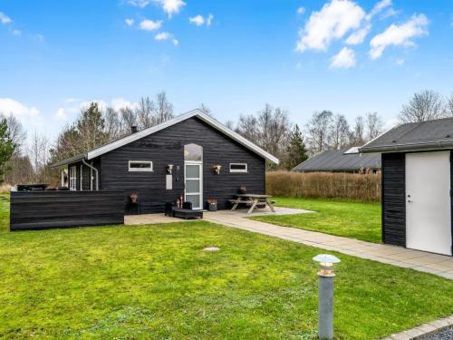 Hou House | Holiday Home Frederikka - 1-9km from the sea by Interhome