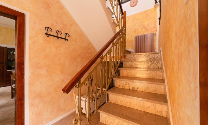 Aggius House | Holiday Home "Gio House" with Mountain View, Shared Terrace & Wi-Fi