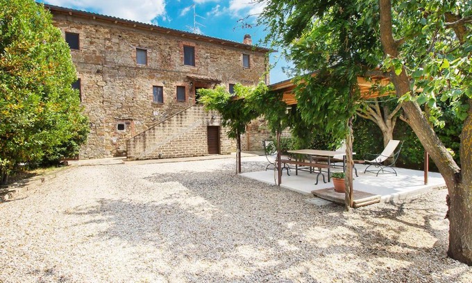 La Cava House | Holiday Home Grotte Rosse by Interhome