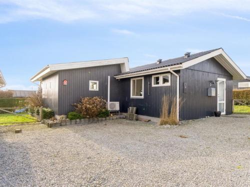 Ronde House | Holiday Home Gyrid - 150m from the sea by Interhome