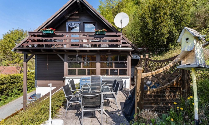 Titmaringhausen House | Holiday Home 'Haus Waldesruh' with Private Terrace, Balcony and Wi-Fi