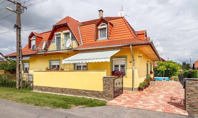 Balatonmariafurdo House | Holiday home in a quiet location with air conditioning and internet